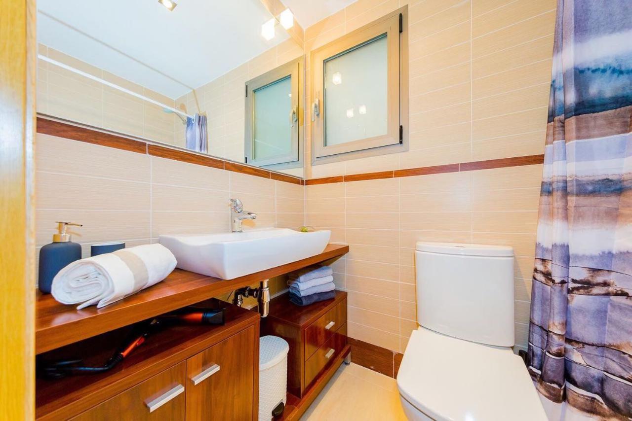 Шикарная Квартира На Первой Линии -Luxury Apartment On The First Line Sea تورّيفيِخا المظهر الخارجي الصورة