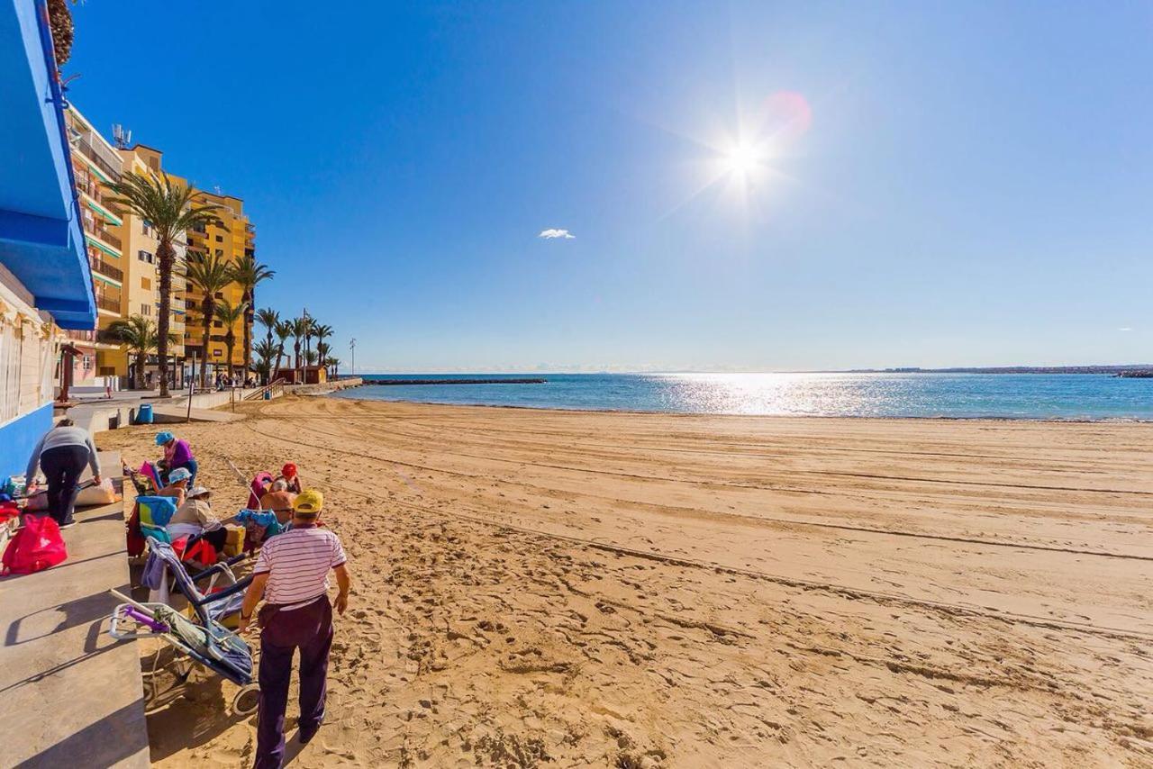 Шикарная Квартира На Первой Линии -Luxury Apartment On The First Line Sea تورّيفيِخا المظهر الخارجي الصورة