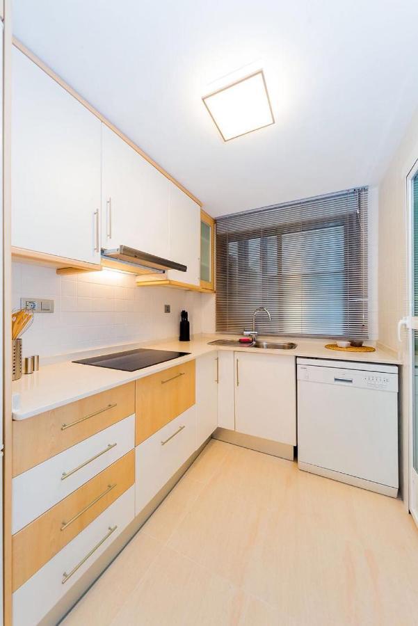 Шикарная Квартира На Первой Линии -Luxury Apartment On The First Line Sea تورّيفيِخا المظهر الخارجي الصورة
