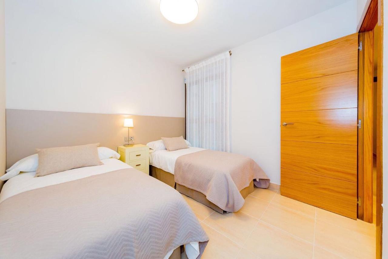 Шикарная Квартира На Первой Линии -Luxury Apartment On The First Line Sea تورّيفيِخا المظهر الخارجي الصورة